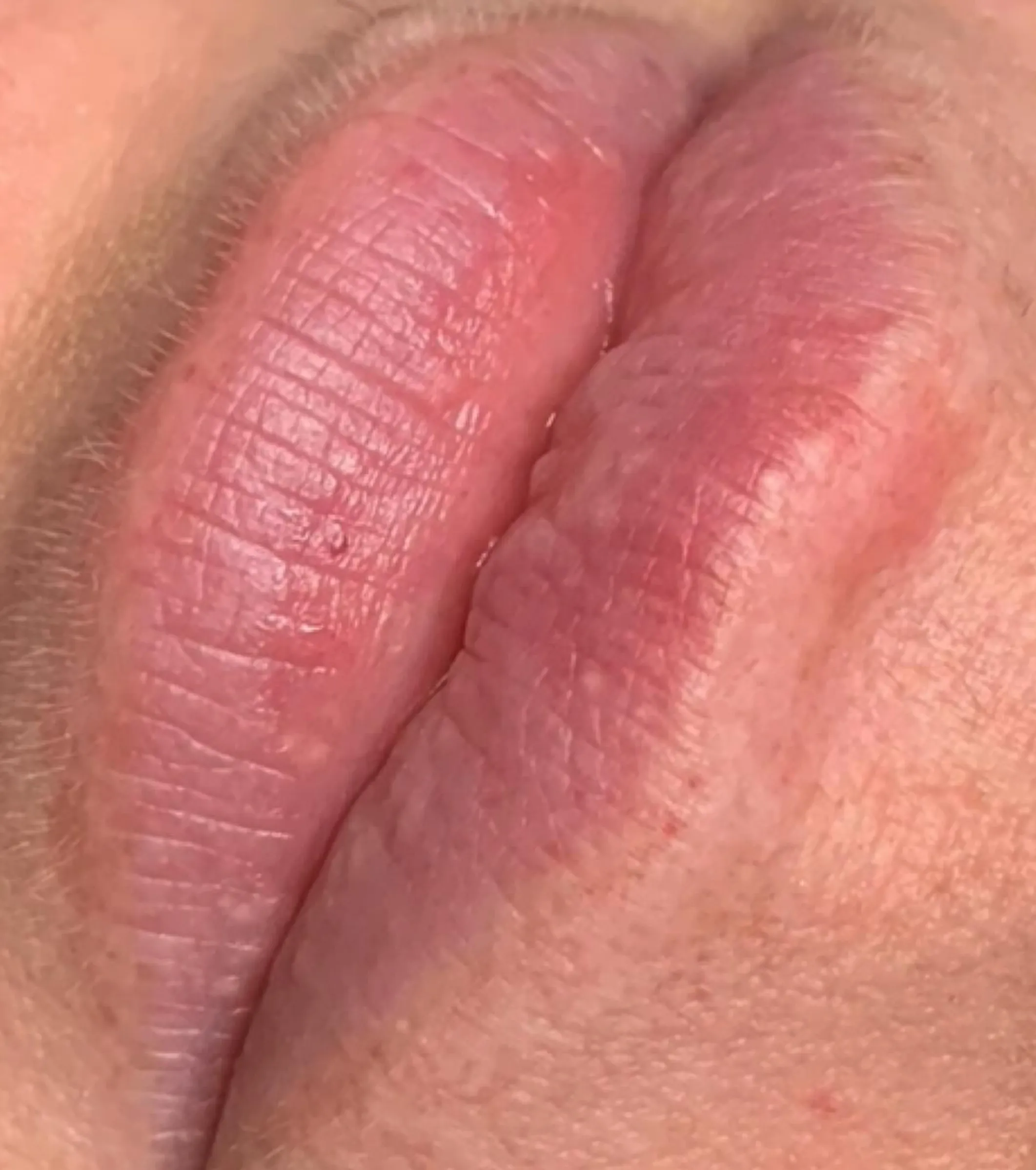 Vaseline and pigment retention